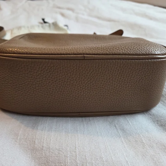 Gucci Soho Disco Crossbody Bag - Picture 8 of 15